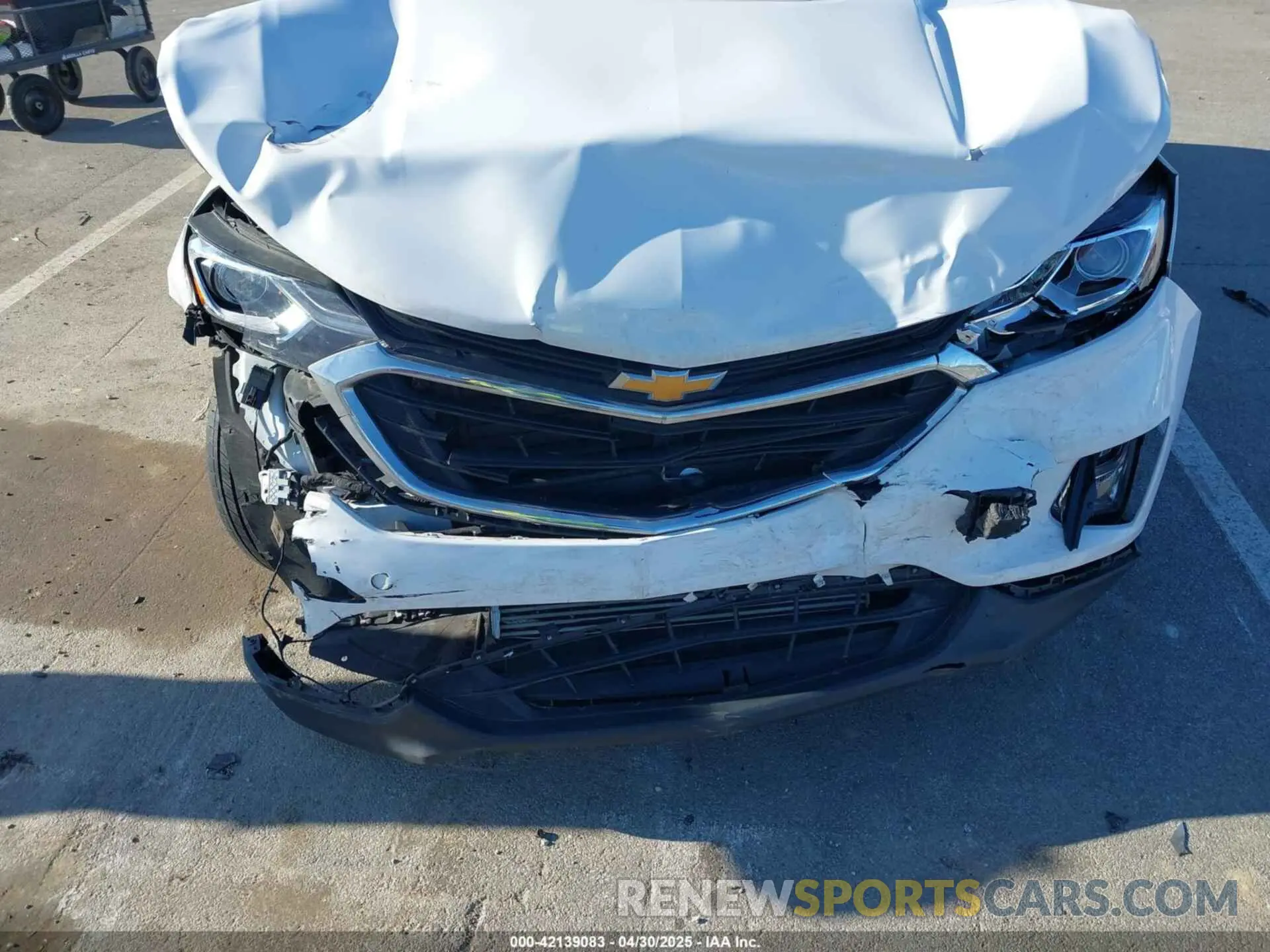 6 Photograph of a damaged car 3GNAXKEV9LS701575 CHEVROLET EQUINOX 2020