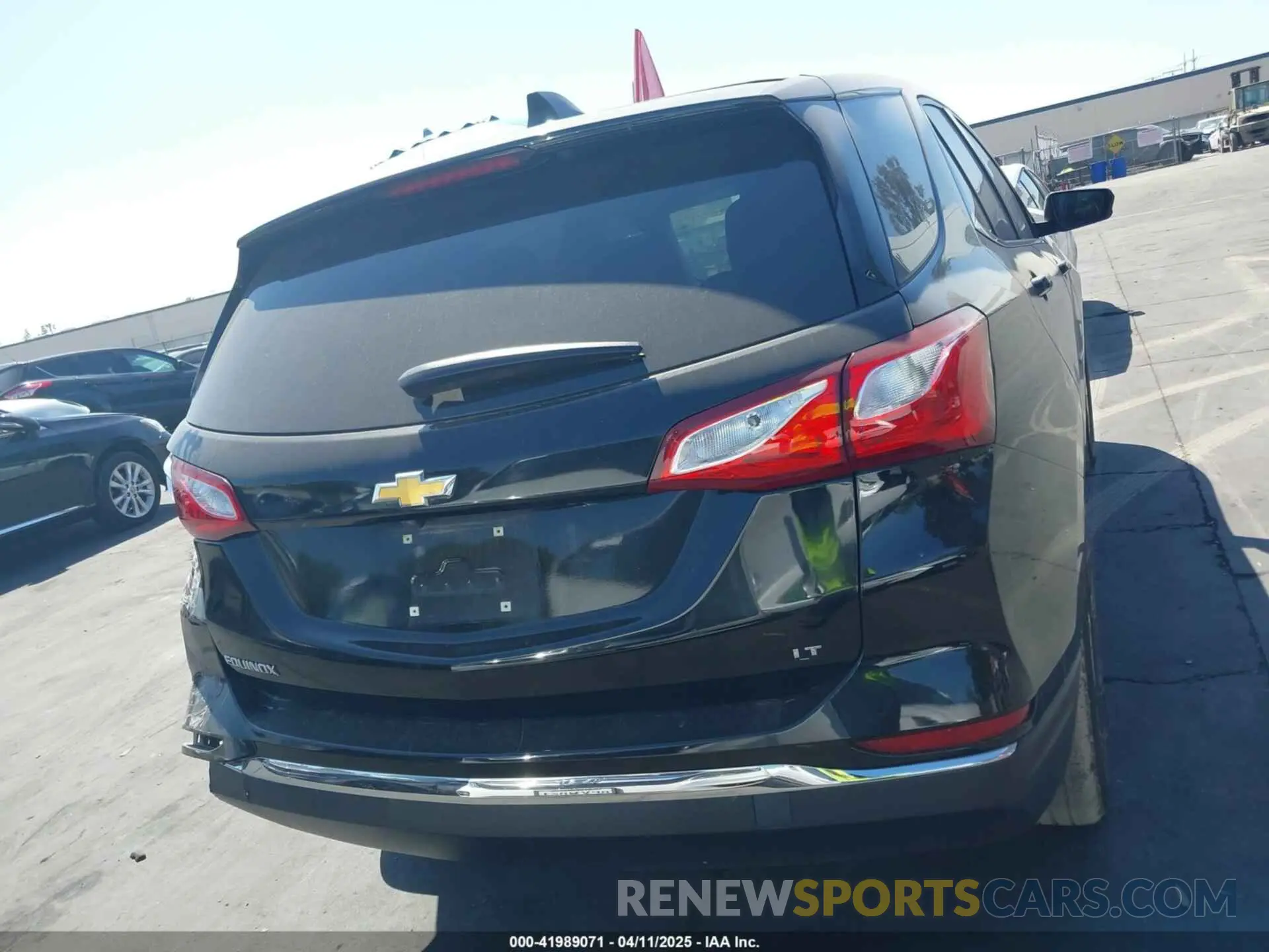16 Photograph of a damaged car 3GNAXKEVXLL255480 CHEVROLET EQUINOX 2020