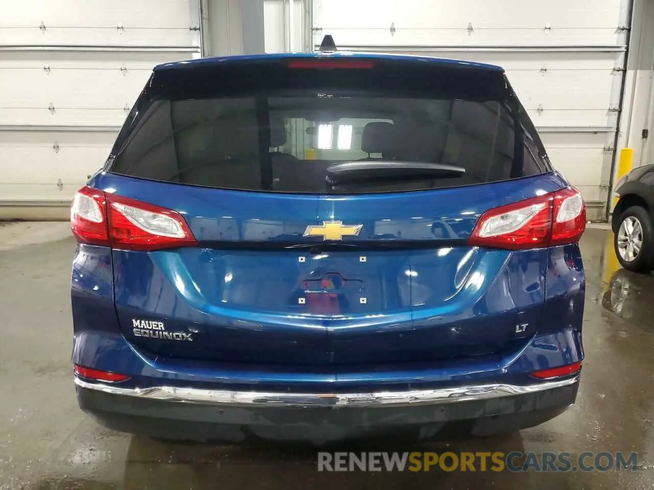 6 Photograph of a damaged car 3GNAXKEVXLL333787 CHEVROLET EQUINOX 2020