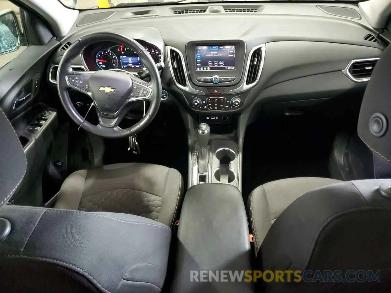 8 Photograph of a damaged car 3GNAXKEVXLL333787 CHEVROLET EQUINOX 2020