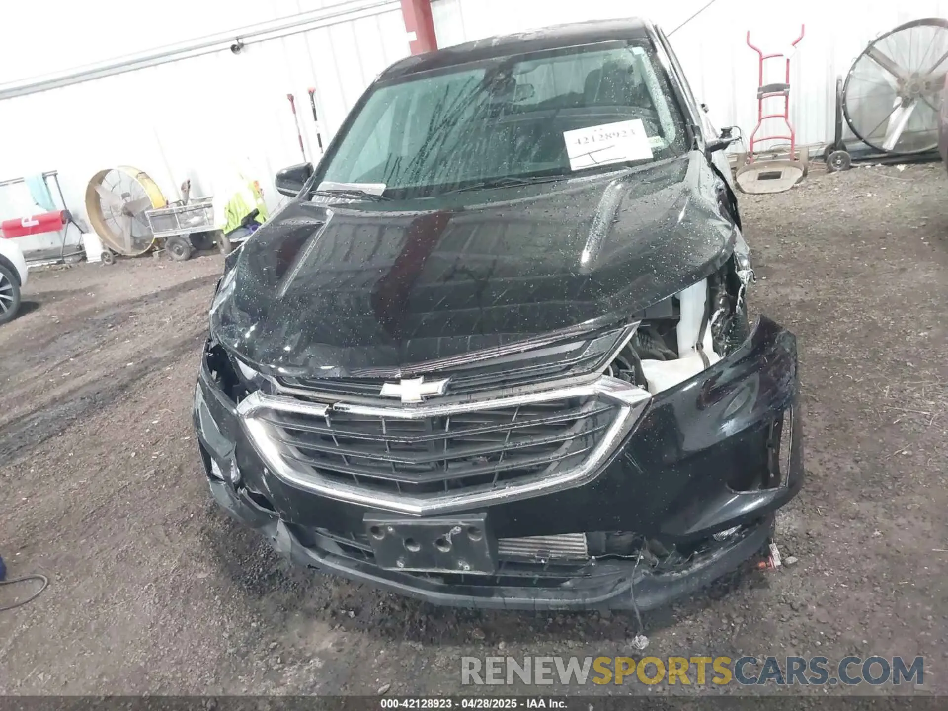 11 Photograph of a damaged car 3GNAXKEVXLL334731 CHEVROLET EQUINOX 2020