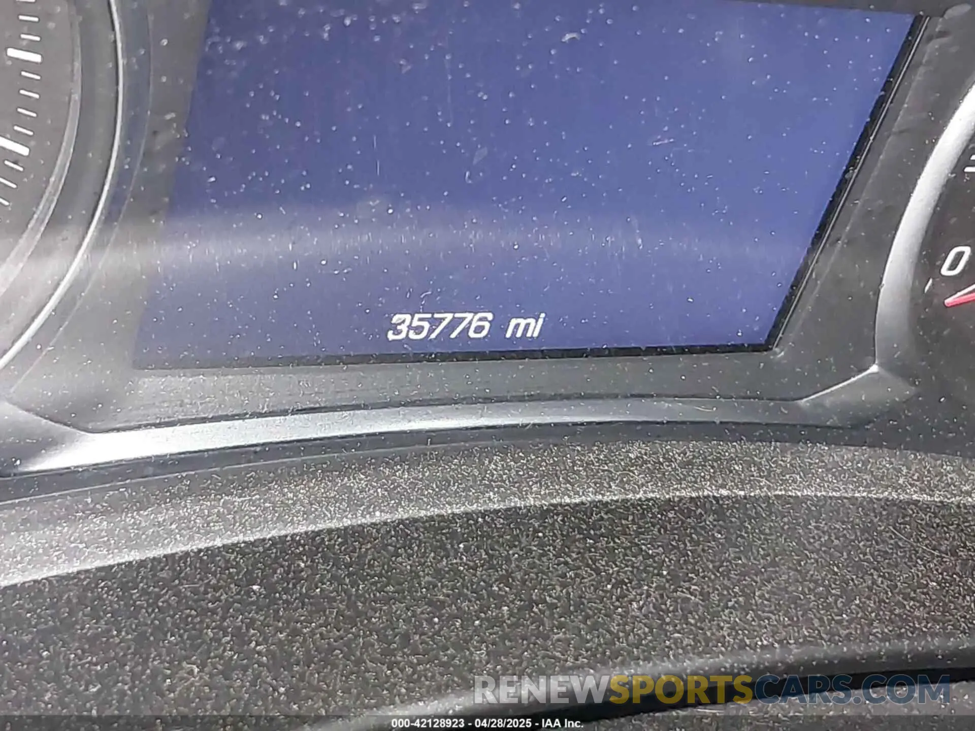 7 Photograph of a damaged car 3GNAXKEVXLL334731 CHEVROLET EQUINOX 2020