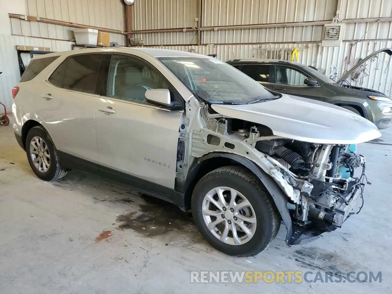 4 Photograph of a damaged car 3GNAXKEVXLS535020 CHEVROLET EQUINOX 2020