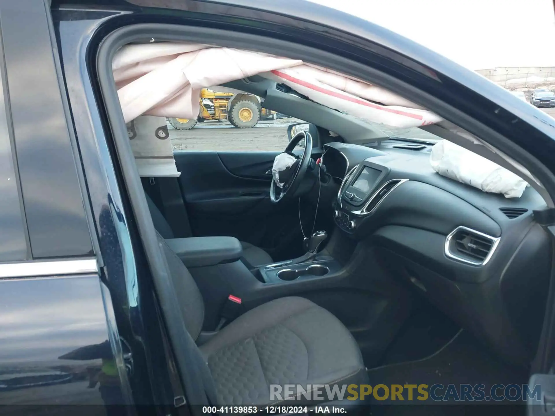 5 Photograph of a damaged car 3GNAXKEVXLS580068 CHEVROLET EQUINOX 2020