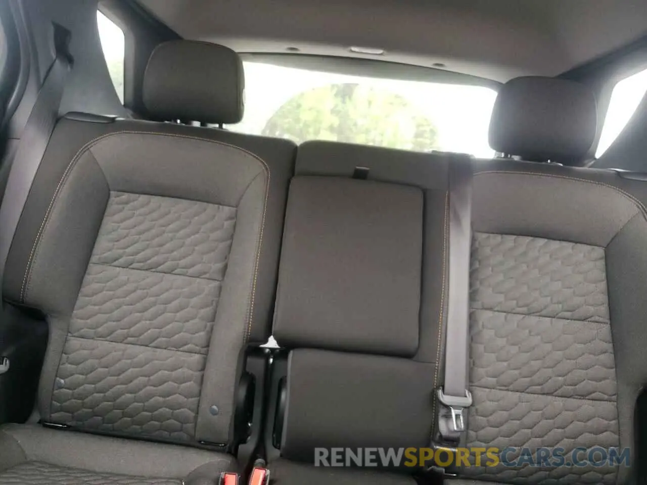 10 Photograph of a damaged car 3GNAXKEVXLS671678 CHEVROLET EQUINOX 2020