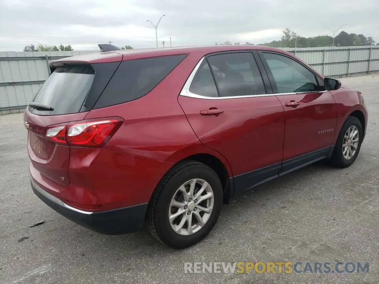 3 Photograph of a damaged car 3GNAXKEVXLS671678 CHEVROLET EQUINOX 2020