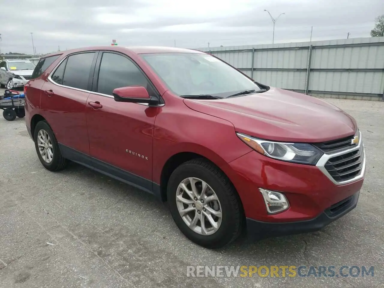 4 Photograph of a damaged car 3GNAXKEVXLS671678 CHEVROLET EQUINOX 2020