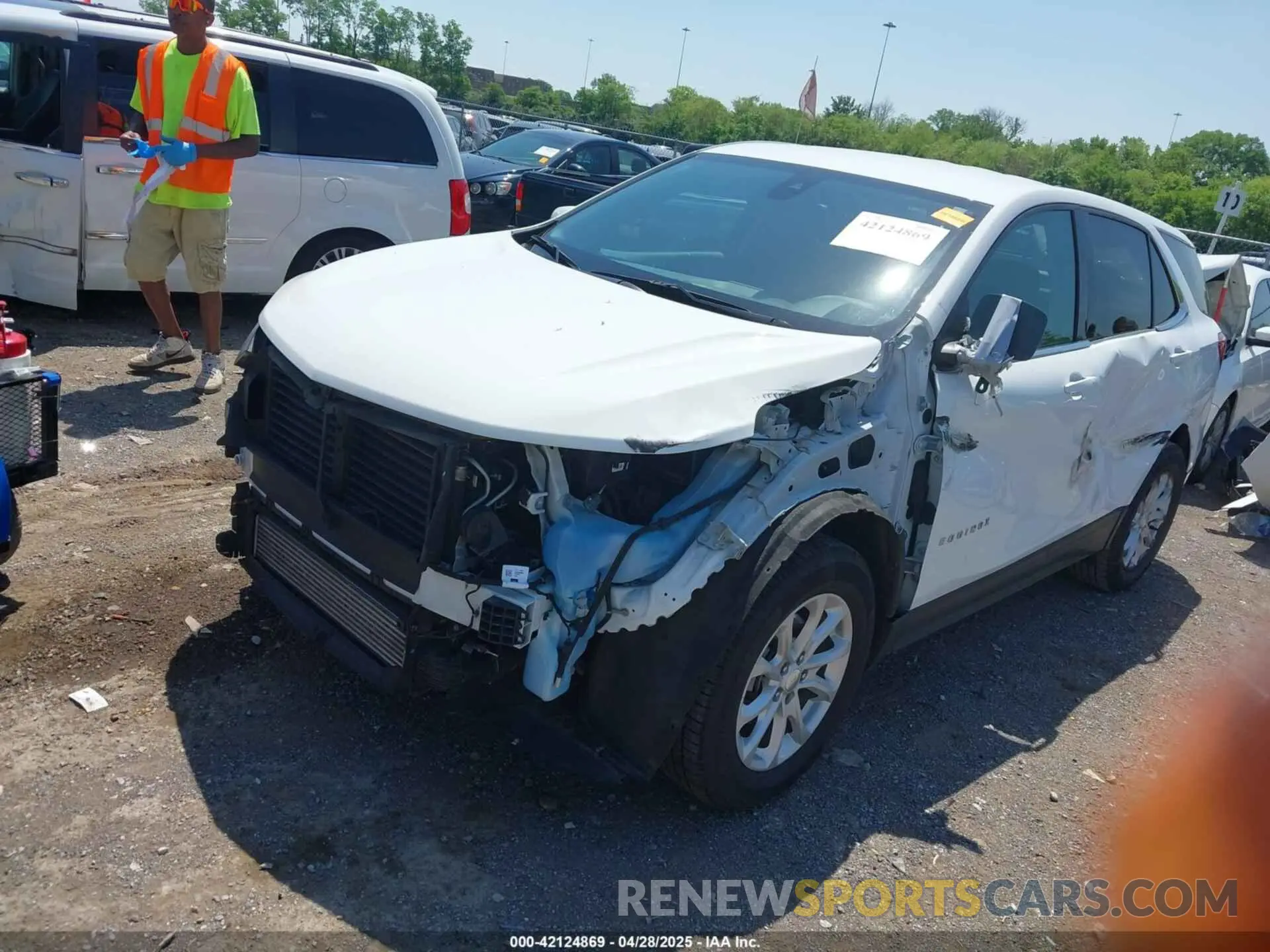 6 Photograph of a damaged car 3GNAXKEVXLS733337 CHEVROLET EQUINOX 2020