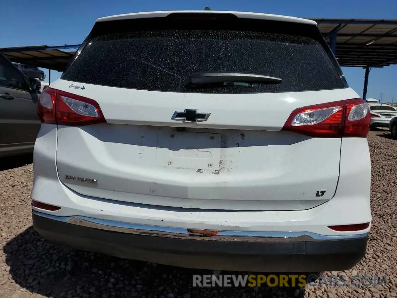 6 Photograph of a damaged car 3GNAXKEVXLS736268 CHEVROLET EQUINOX 2020