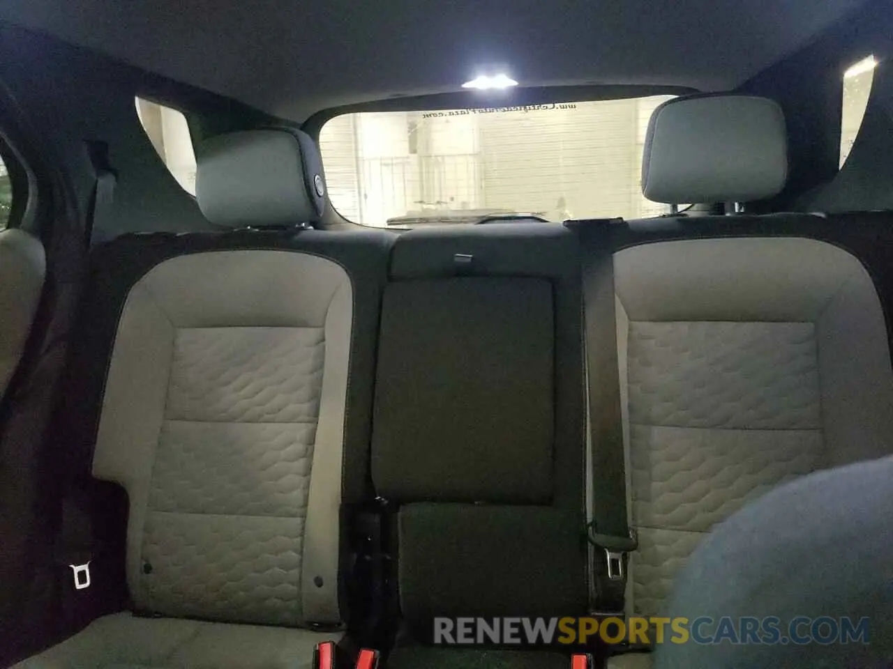 10 Photograph of a damaged car 3GNAXLEX0LS587473 CHEVROLET EQUINOX 2020