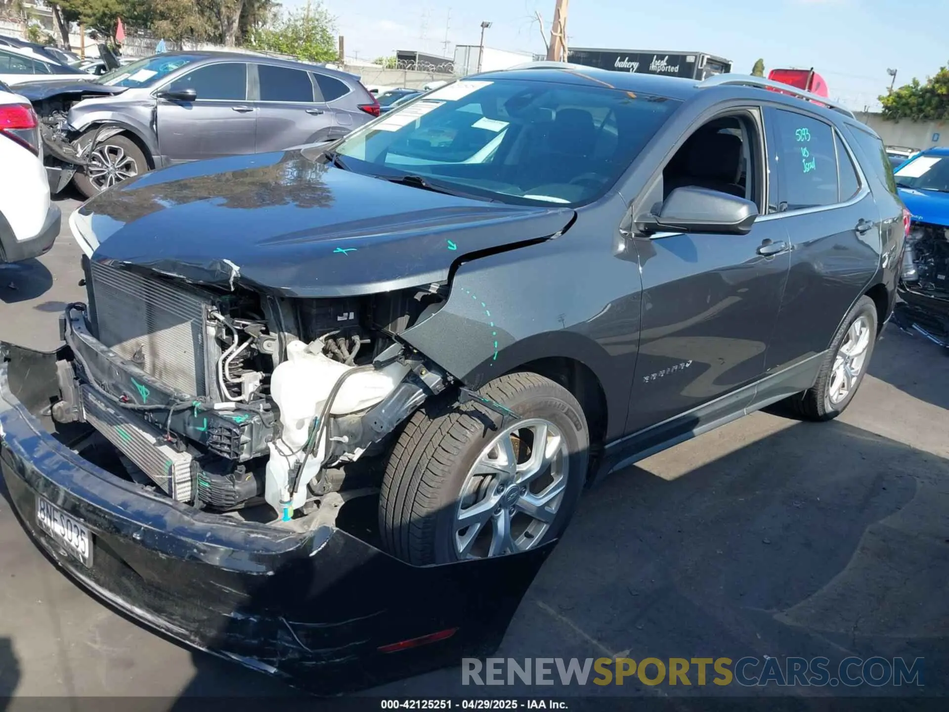 2 Photograph of a damaged car 3GNAXLEX0LS591183 CHEVROLET EQUINOX 2020