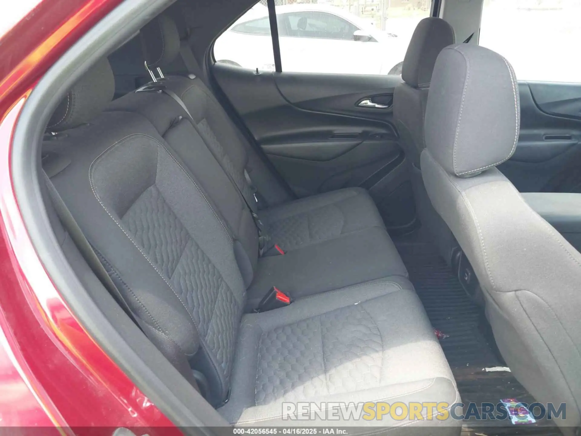 8 Photograph of a damaged car 3GNAXLEX1LL254046 CHEVROLET EQUINOX 2020