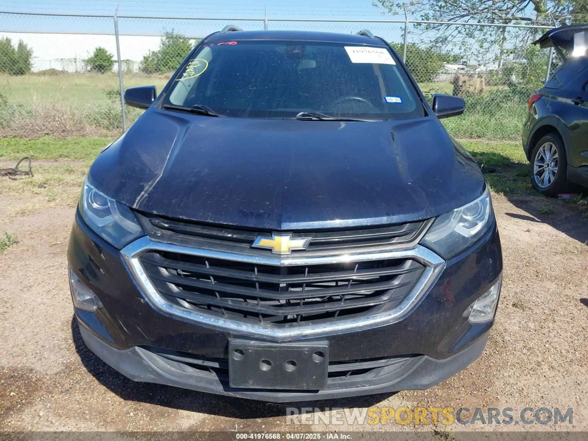 6 Photograph of a damaged car 3GNAXLEX1LS631299 CHEVROLET EQUINOX 2020
