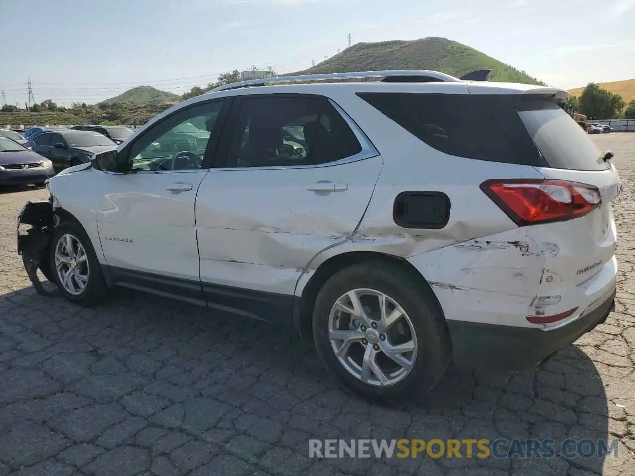 2 Photograph of a damaged car 3GNAXLEX2LS567158 CHEVROLET EQUINOX 2020