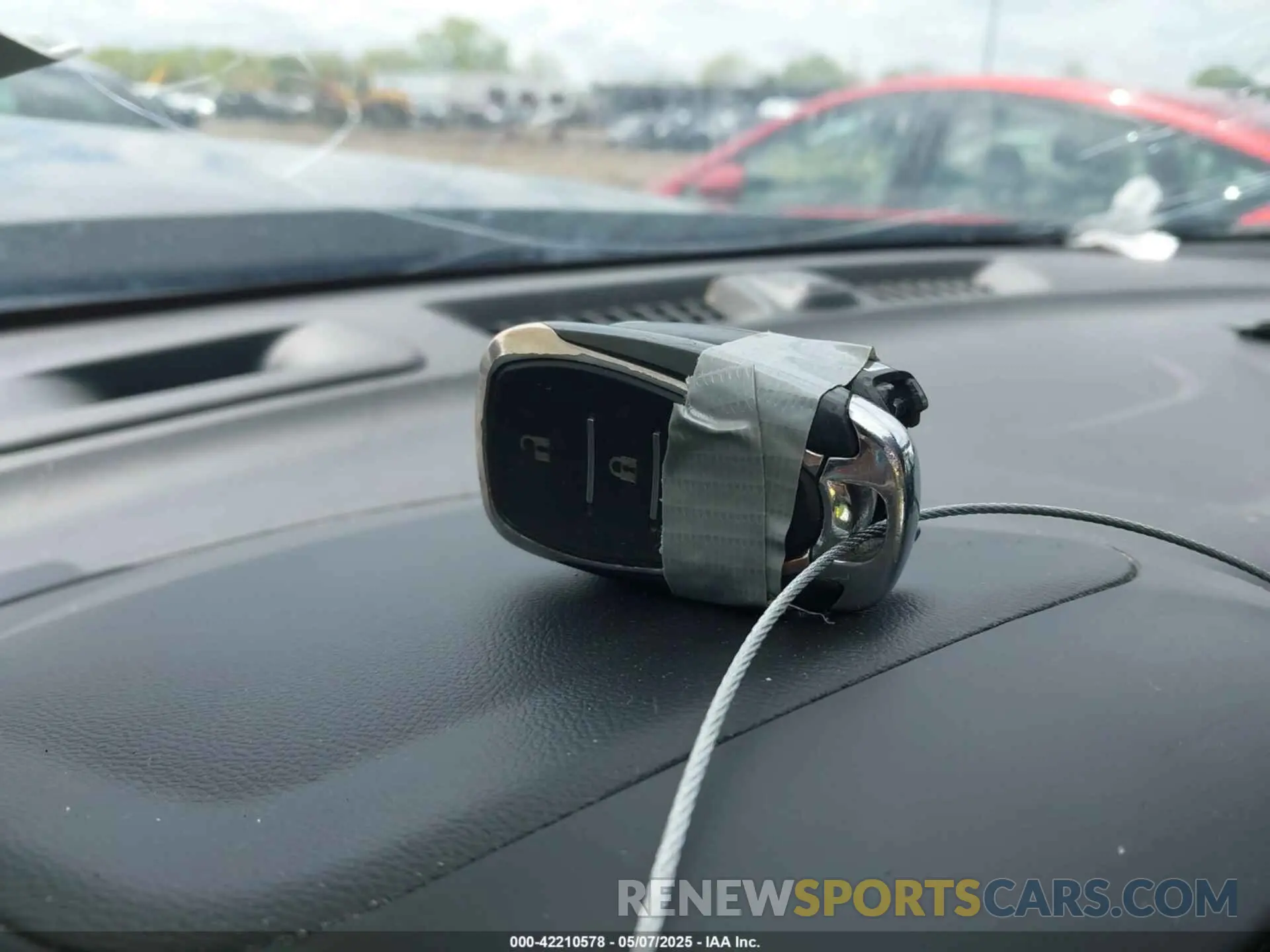 11 Photograph of a damaged car 3GNAXLEX3LL152327 CHEVROLET EQUINOX 2020