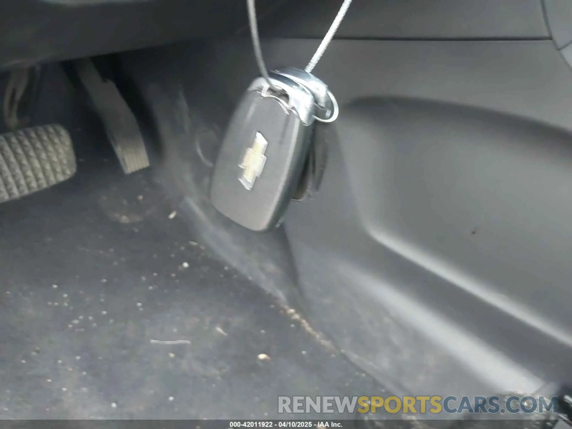 11 Photograph of a damaged car 3GNAXLEX4LL100513 CHEVROLET EQUINOX 2020