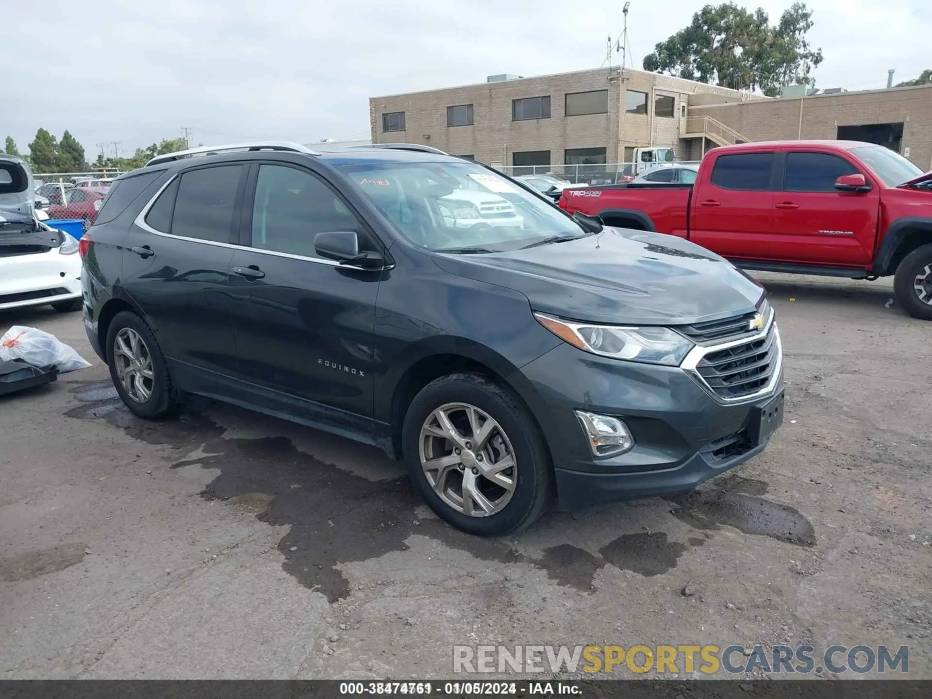 1 Photograph of a damaged car 3GNAXLEX5LS592460 CHEVROLET EQUINOX 2020