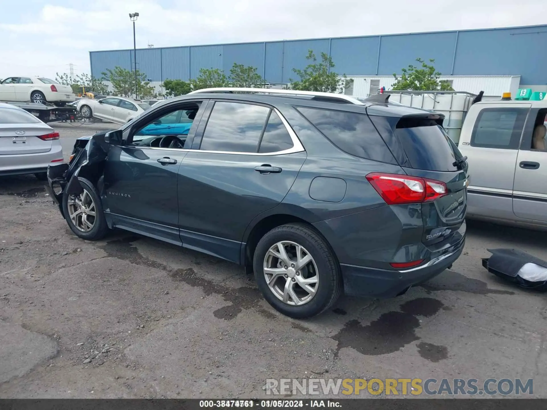 3 Photograph of a damaged car 3GNAXLEX5LS592460 CHEVROLET EQUINOX 2020