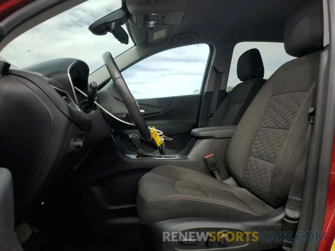 7 Photograph of a damaged car 3GNAXLEX8LS515162 CHEVROLET EQUINOX 2020