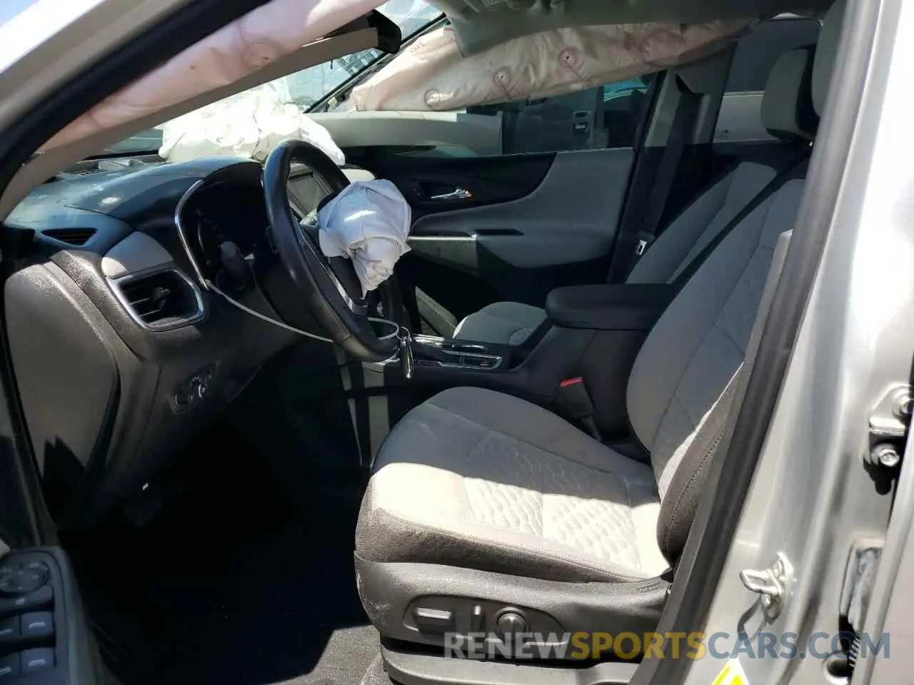 7 Photograph of a damaged car 3GNAXLEX8LS591335 CHEVROLET EQUINOX 2020