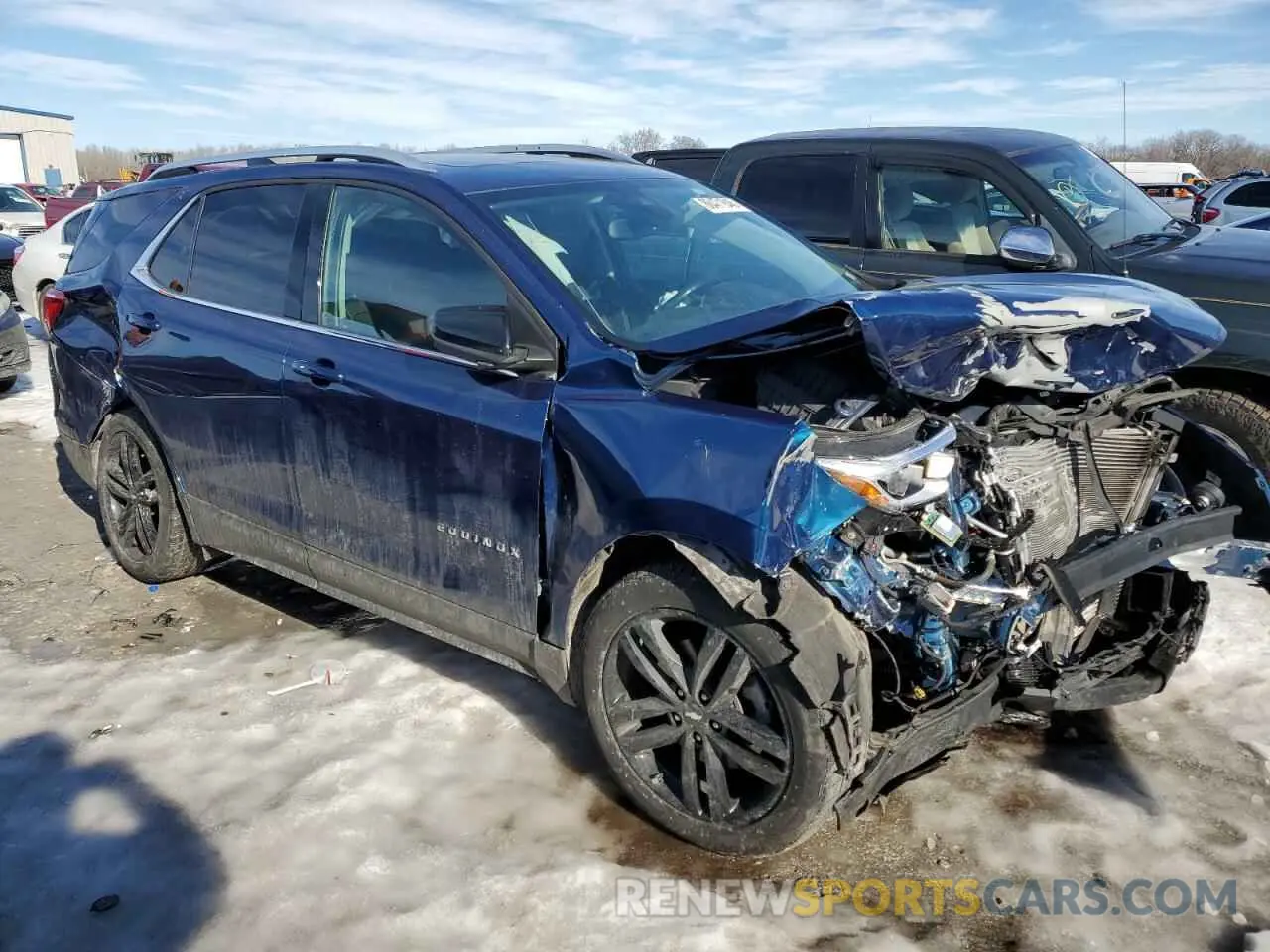 4 Photograph of a damaged car 3GNAXLEX9LL312789 CHEVROLET EQUINOX 2020
