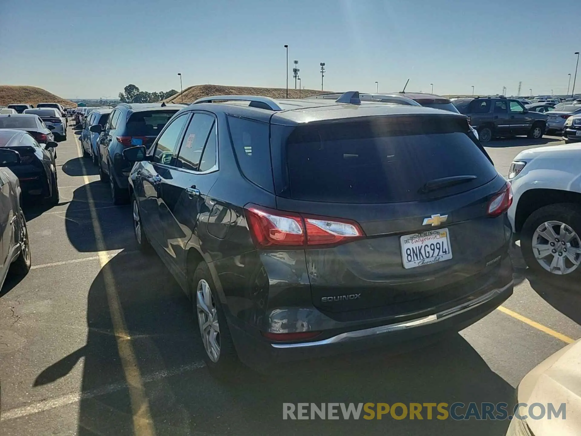 13 Photograph of a damaged car 3GNAXNEV1LS585421 CHEVROLET EQUINOX 2020