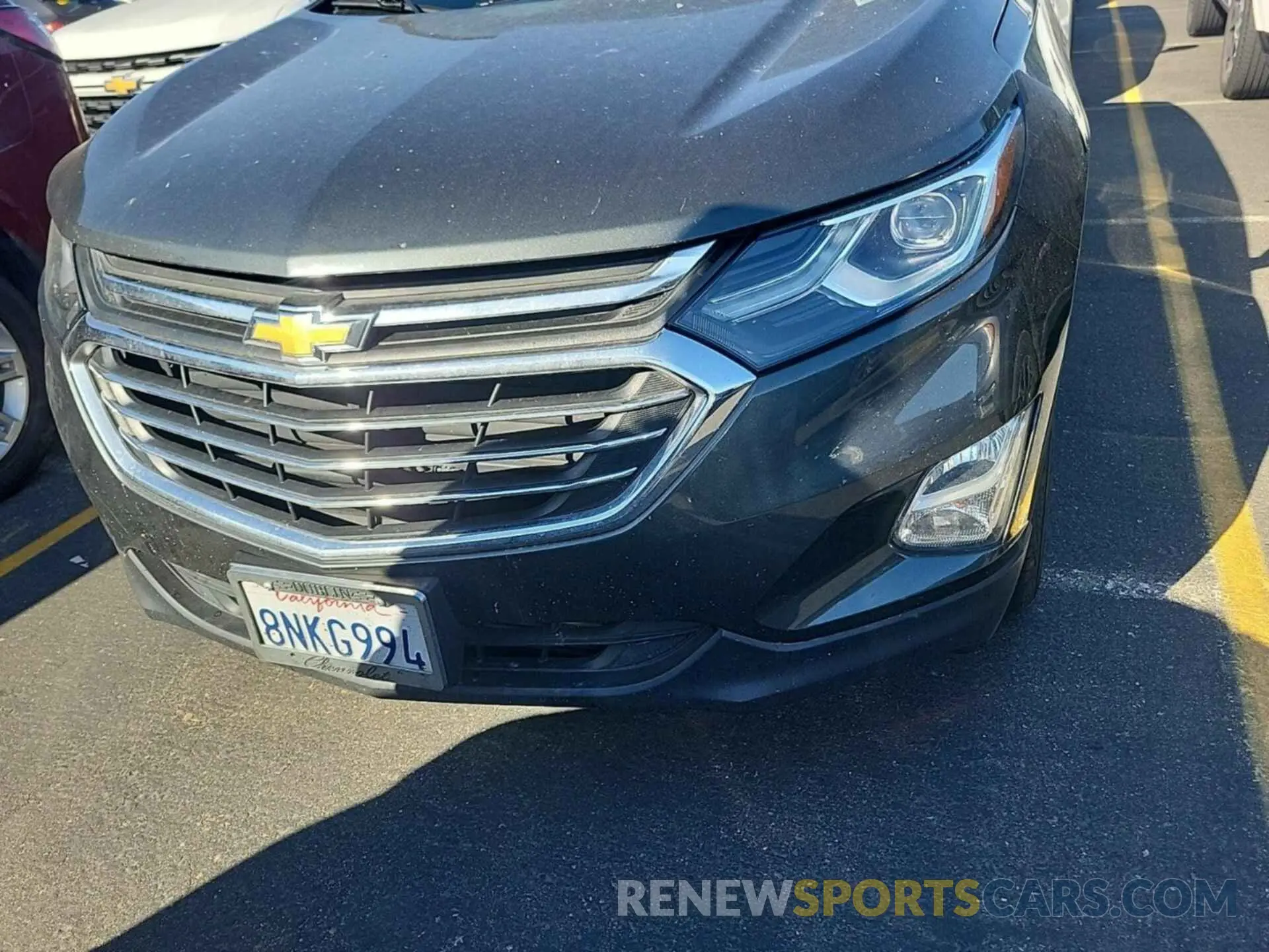 18 Photograph of a damaged car 3GNAXNEV1LS585421 CHEVROLET EQUINOX 2020