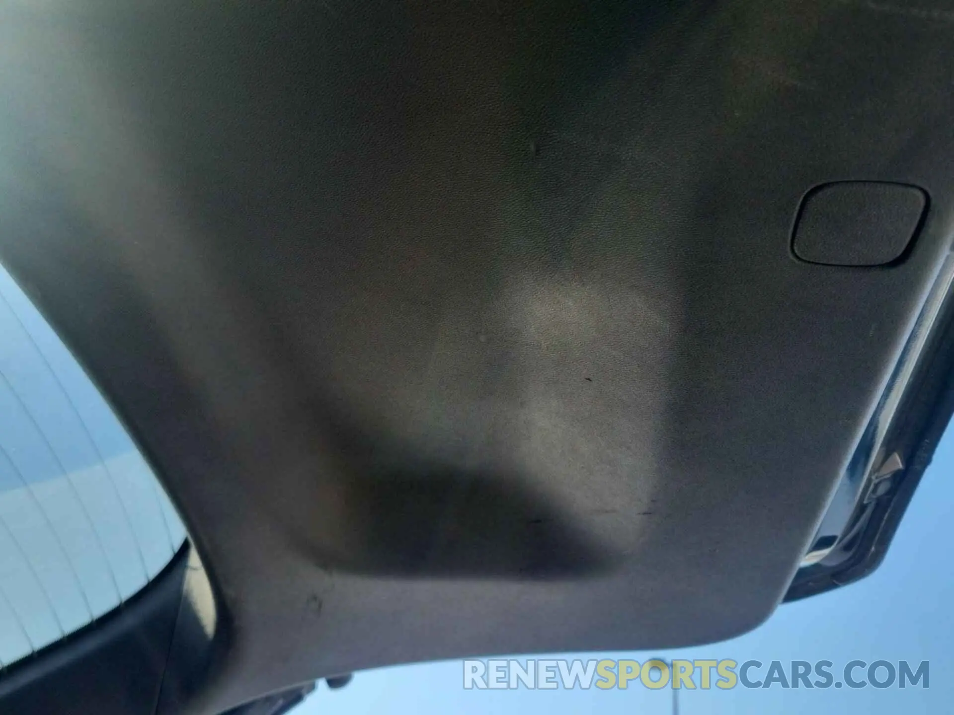 30 Photograph of a damaged car 3GNAXNEV1LS585421 CHEVROLET EQUINOX 2020