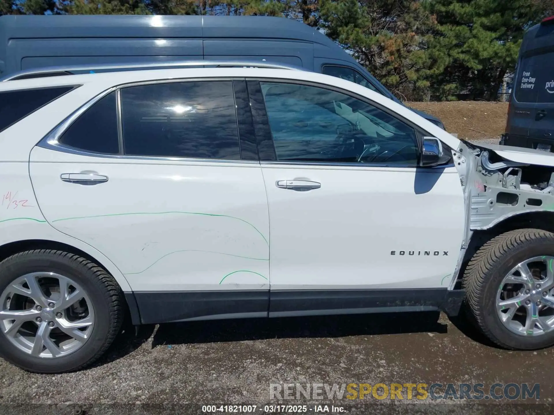 14 Photograph of a damaged car 3GNAXNEV2LS512722 CHEVROLET EQUINOX 2020
