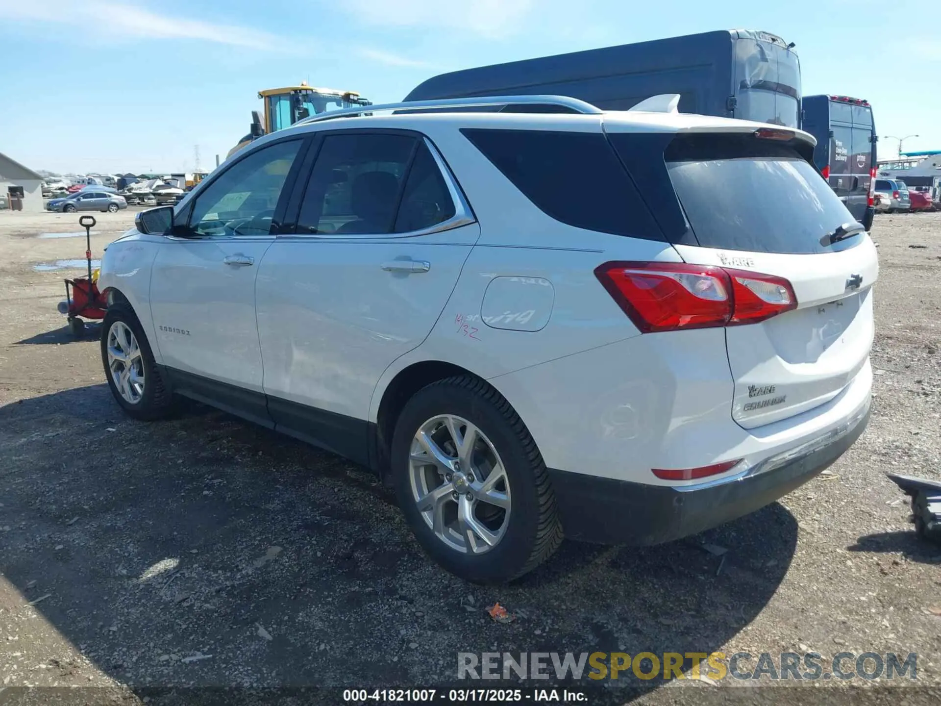 3 Photograph of a damaged car 3GNAXNEV2LS512722 CHEVROLET EQUINOX 2020