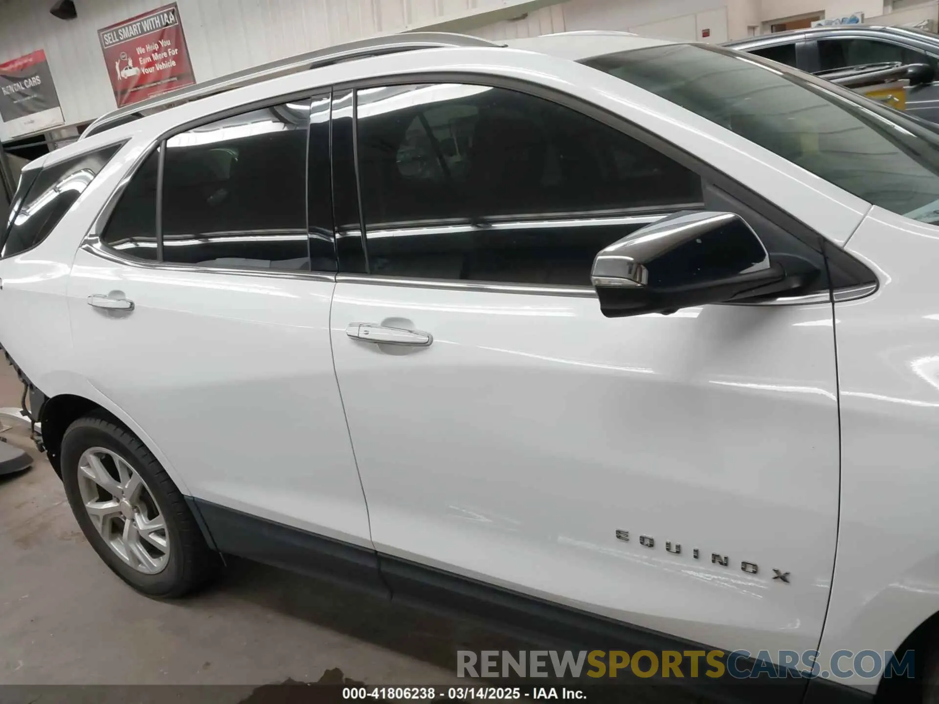 14 Photograph of a damaged car 3GNAXNEV2LS676794 CHEVROLET EQUINOX 2020