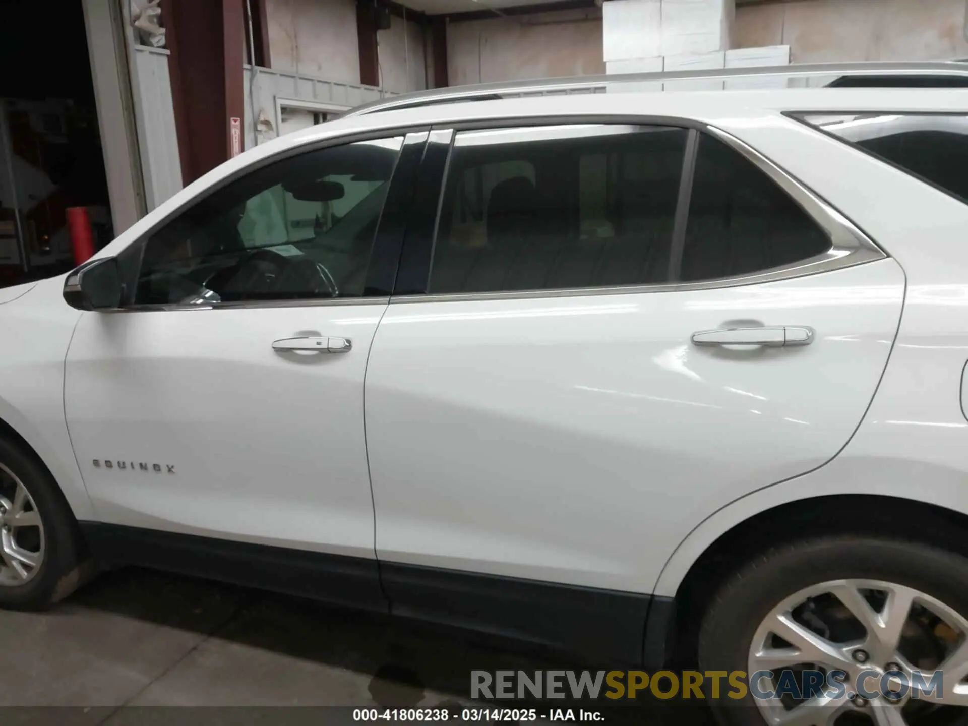 15 Photograph of a damaged car 3GNAXNEV2LS676794 CHEVROLET EQUINOX 2020