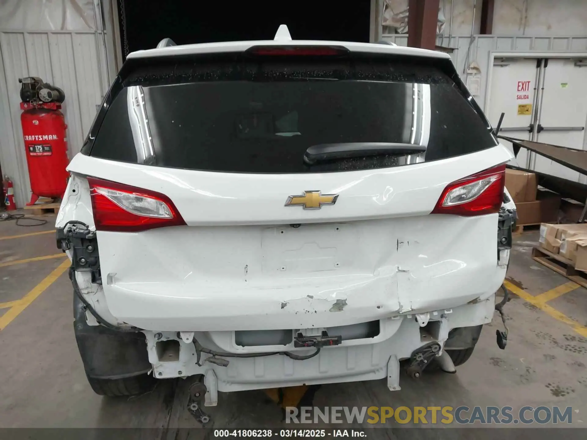 17 Photograph of a damaged car 3GNAXNEV2LS676794 CHEVROLET EQUINOX 2020