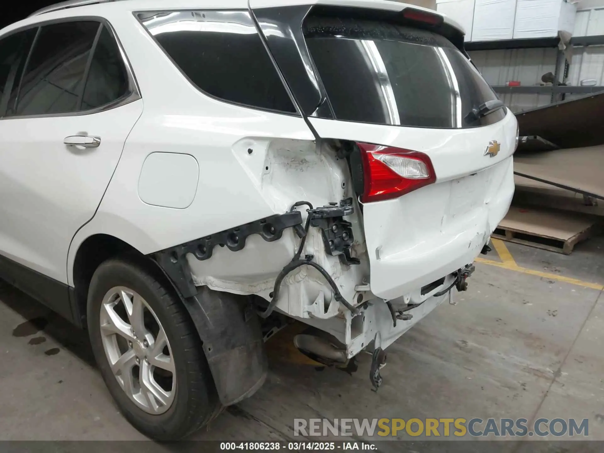 6 Photograph of a damaged car 3GNAXNEV2LS676794 CHEVROLET EQUINOX 2020