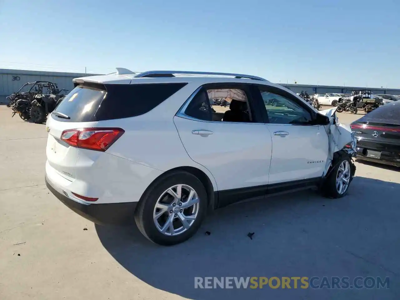 3 Photograph of a damaged car 3GNAXNEV6LS731893 CHEVROLET EQUINOX 2020