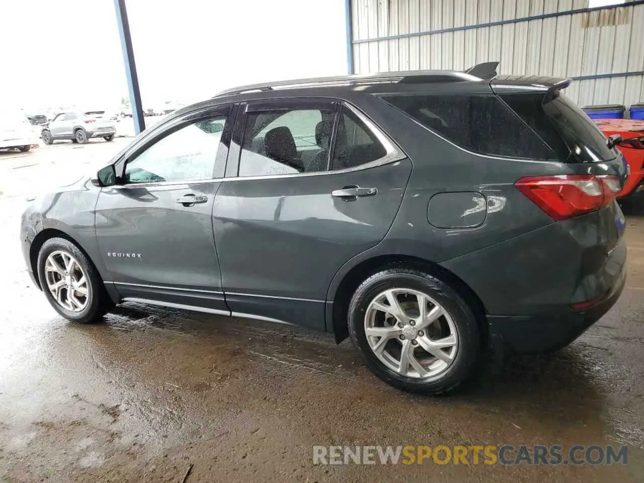 2 Photograph of a damaged car 3GNAXNEV8LS536085 CHEVROLET EQUINOX 2020