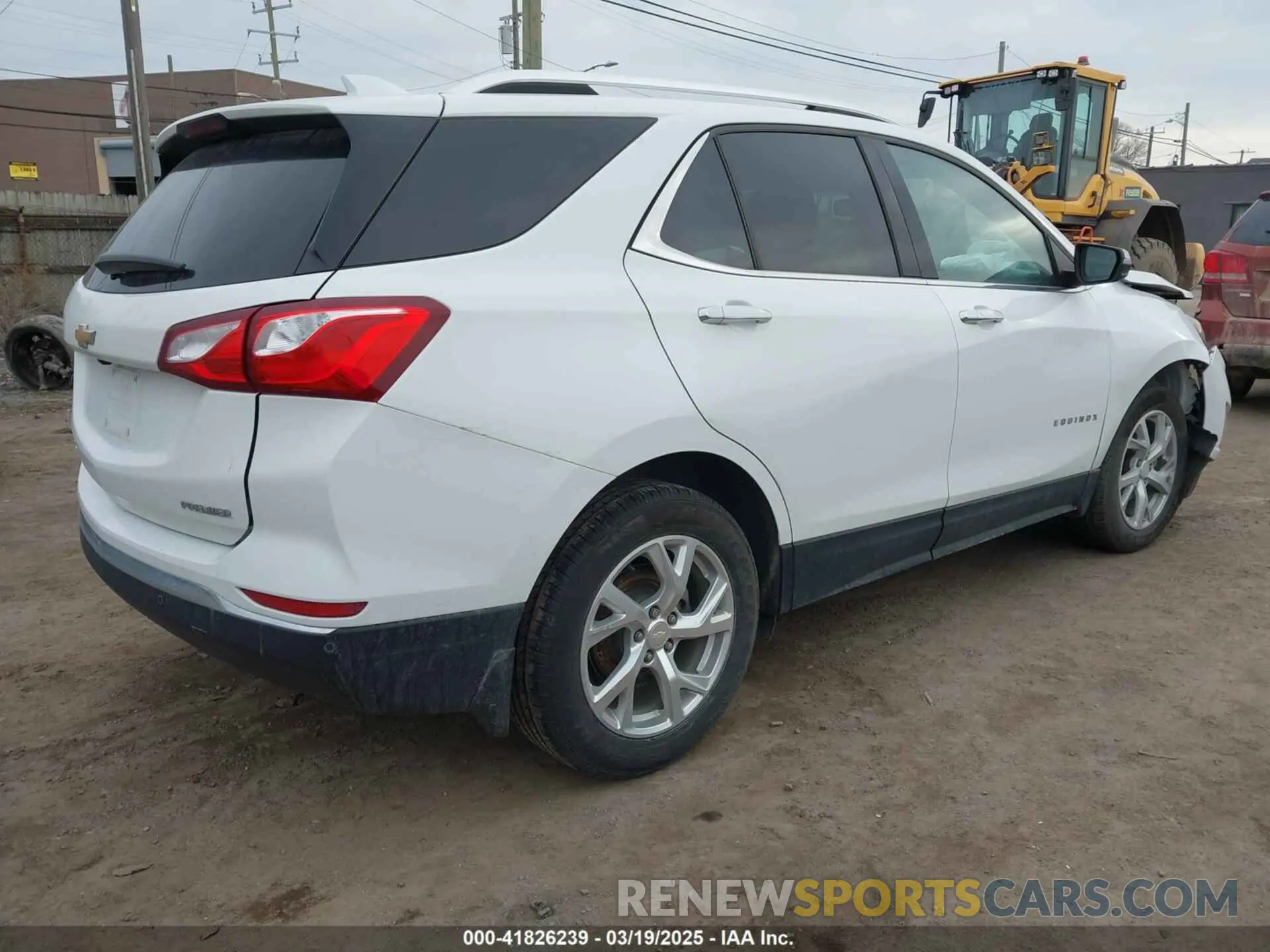4 Photograph of a damaged car 3GNAXNEV9LS512961 CHEVROLET EQUINOX 2020