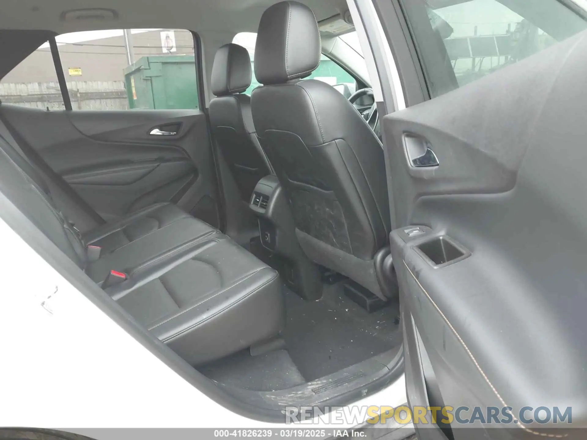 8 Photograph of a damaged car 3GNAXNEV9LS512961 CHEVROLET EQUINOX 2020