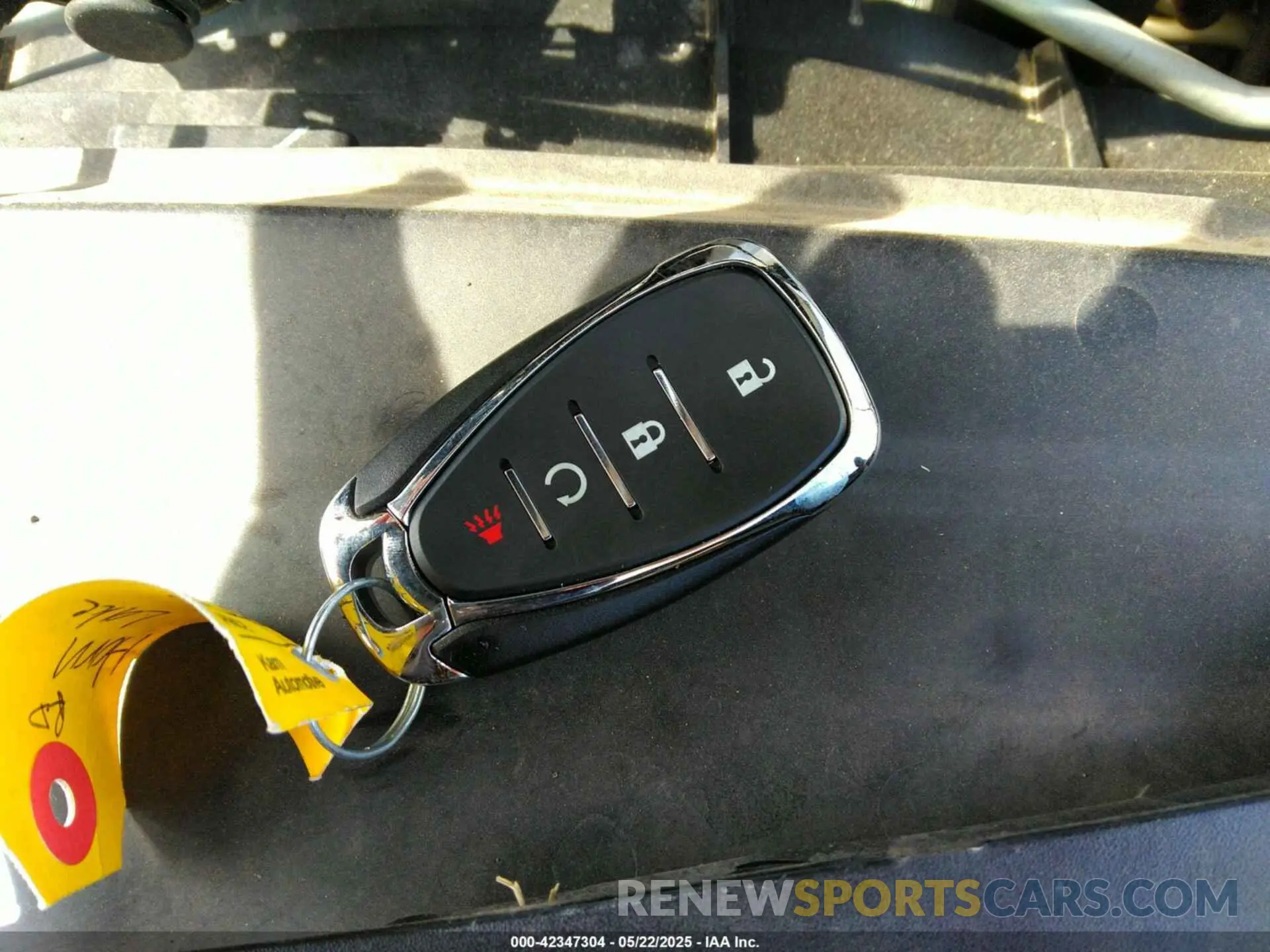 11 Photograph of a damaged car 3GNAXNEV9LS556040 CHEVROLET EQUINOX 2020