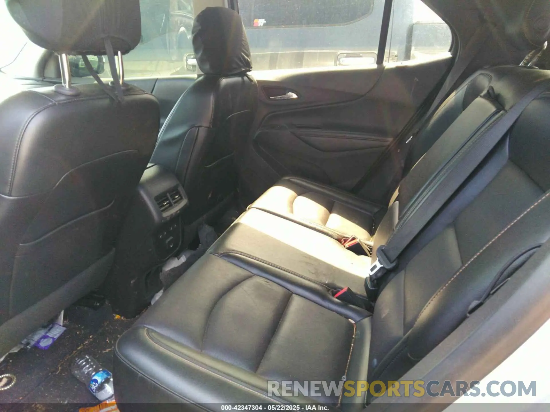 8 Photograph of a damaged car 3GNAXNEV9LS556040 CHEVROLET EQUINOX 2020