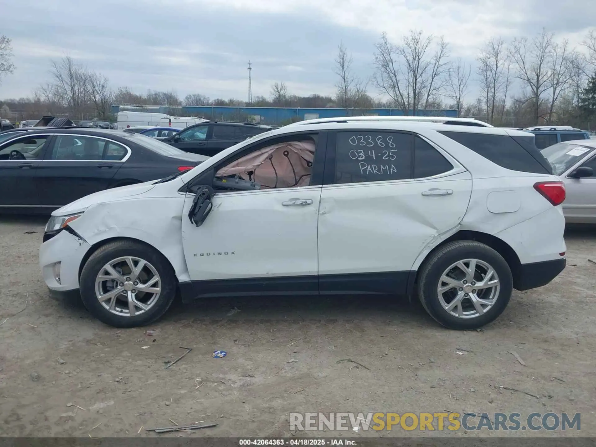 13 Photograph of a damaged car 3GNAXNEVXLS506926 CHEVROLET EQUINOX 2020