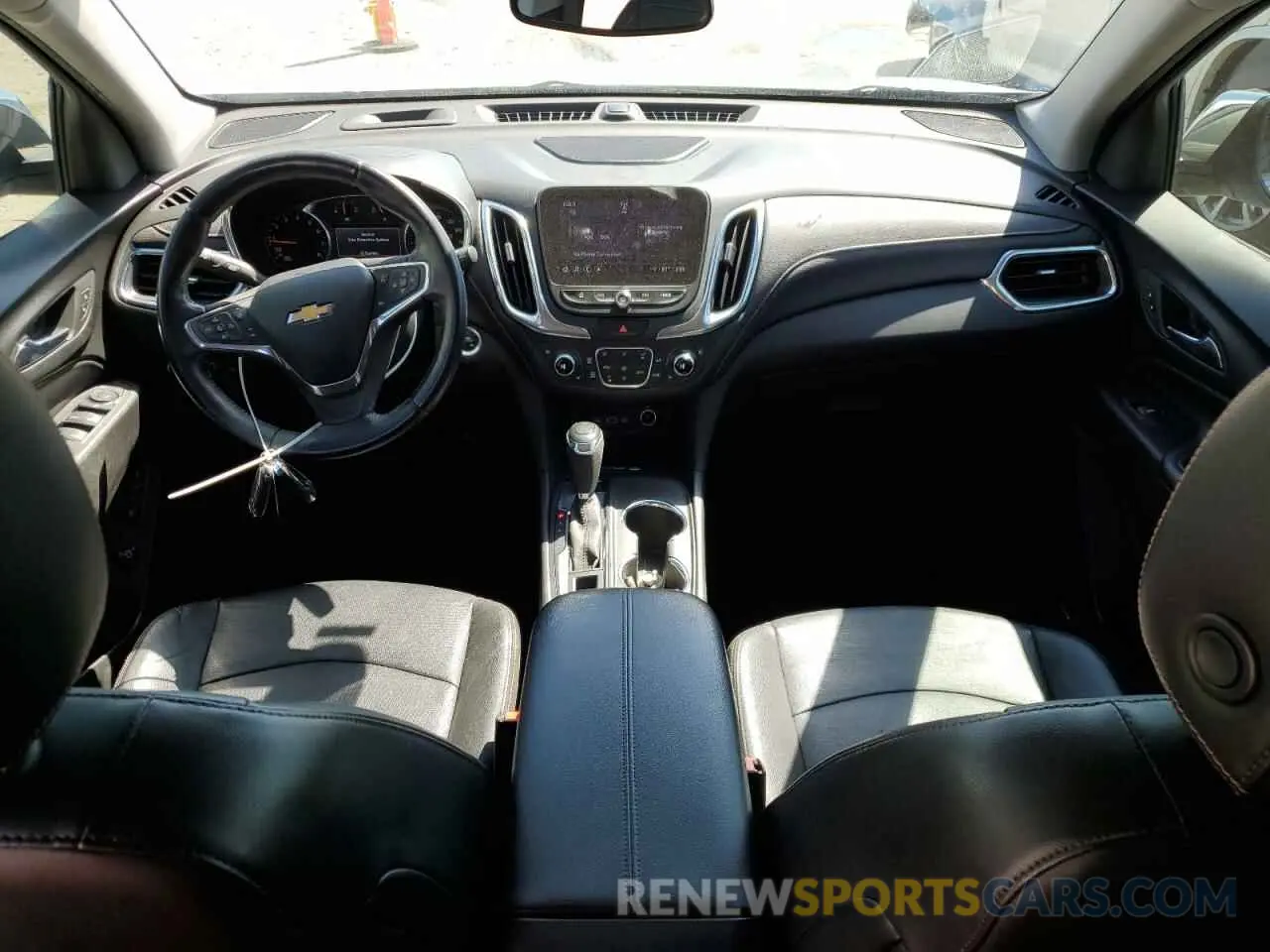 8 Photograph of a damaged car 3GNAXPEX5LS567453 CHEVROLET EQUINOX 2020
