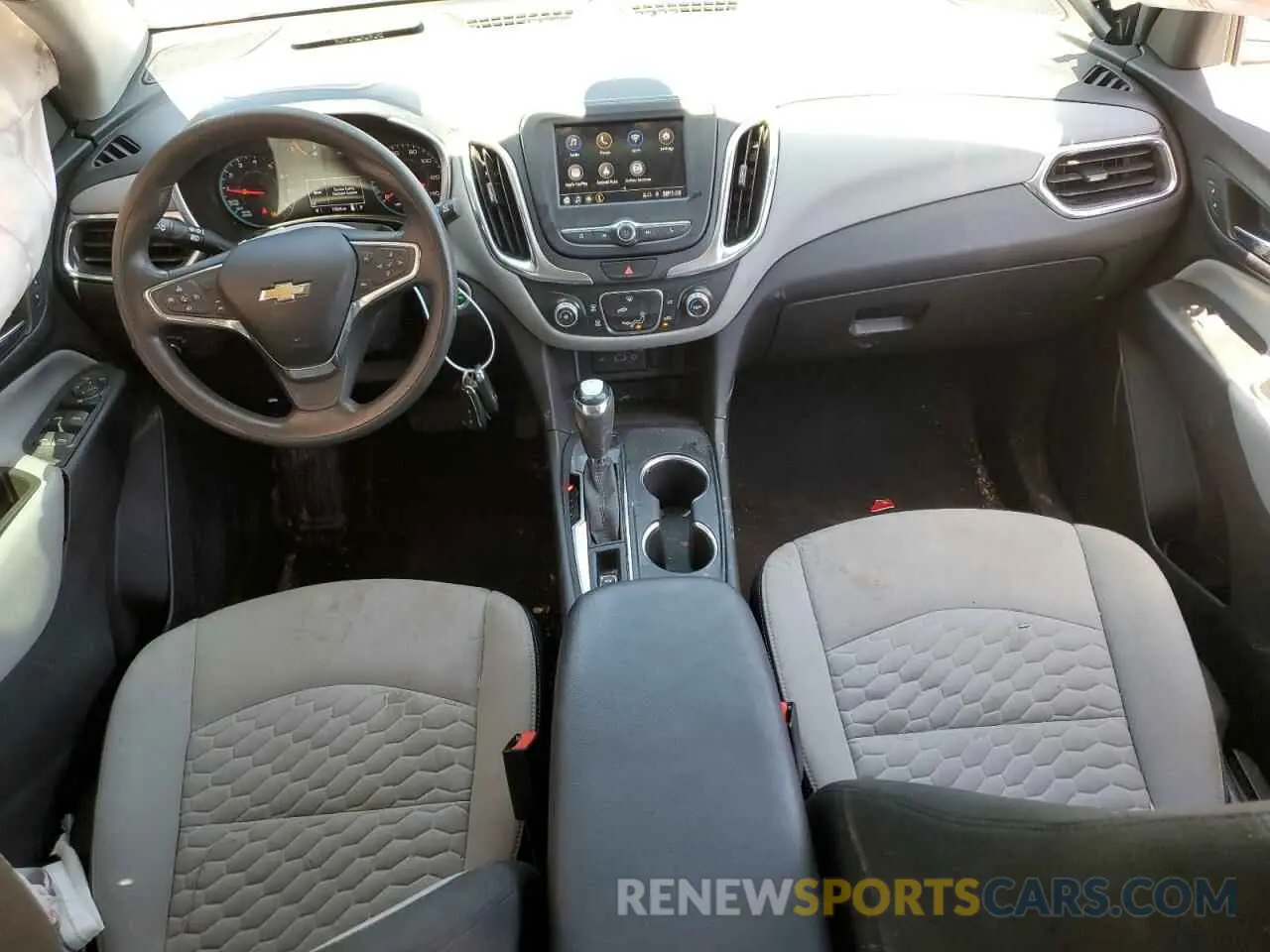 8 Photograph of a damaged car 3GNAXSEV0LS640276 CHEVROLET EQUINOX 2020