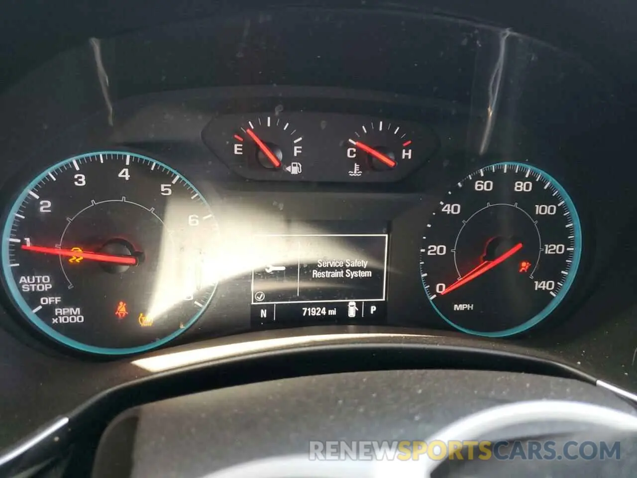 9 Photograph of a damaged car 3GNAXSEV0LS640276 CHEVROLET EQUINOX 2020