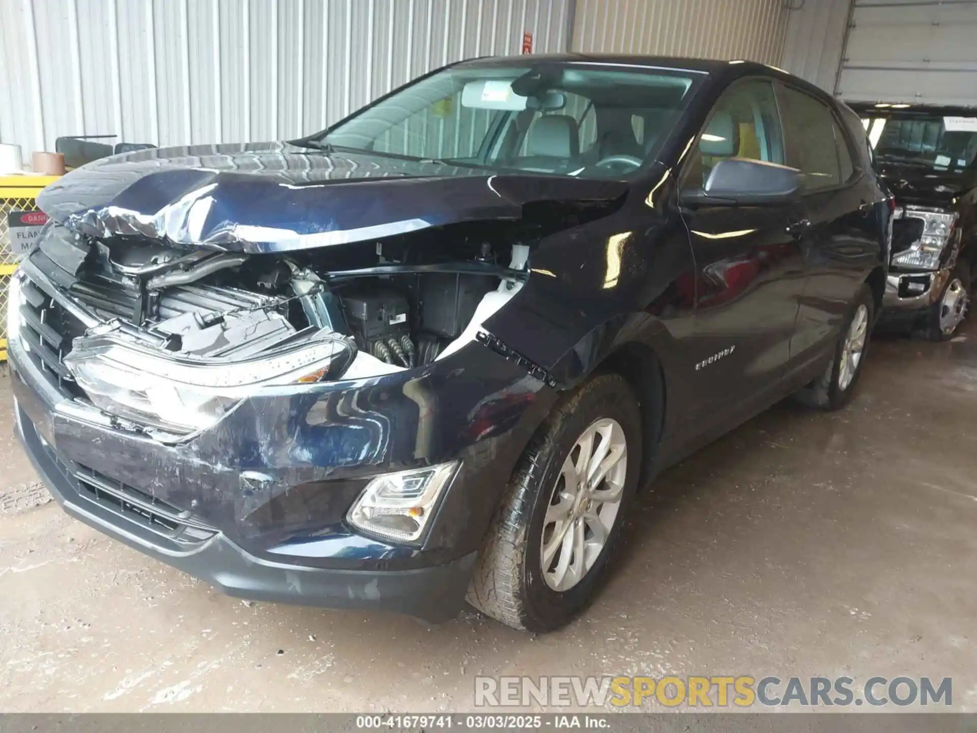 2 Photograph of a damaged car 3GNAXSEV0LS667221 CHEVROLET EQUINOX 2020