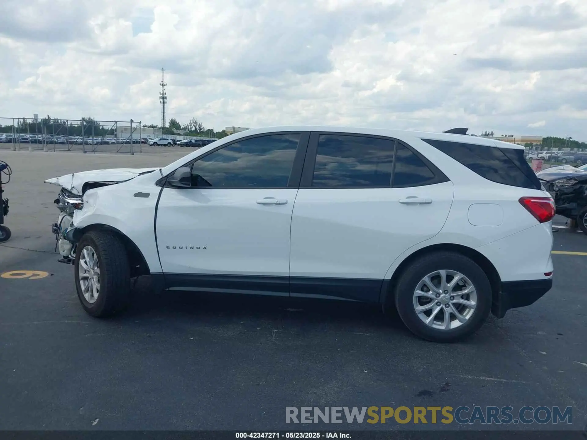 15 Photograph of a damaged car 3GNAXSEV2LS712840 CHEVROLET EQUINOX 2020