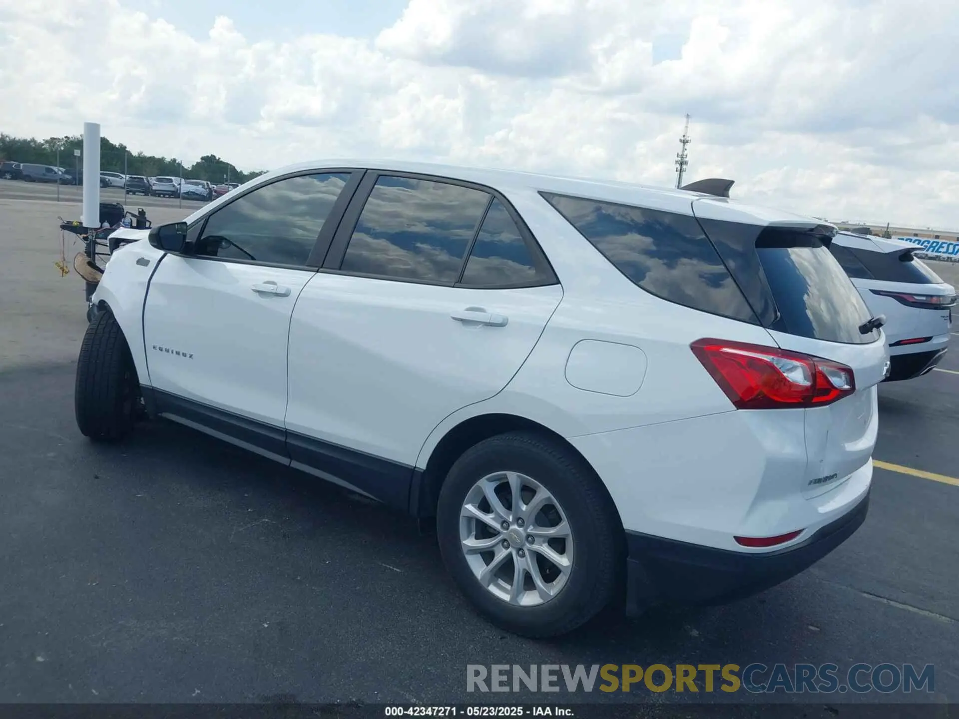 3 Photograph of a damaged car 3GNAXSEV2LS712840 CHEVROLET EQUINOX 2020