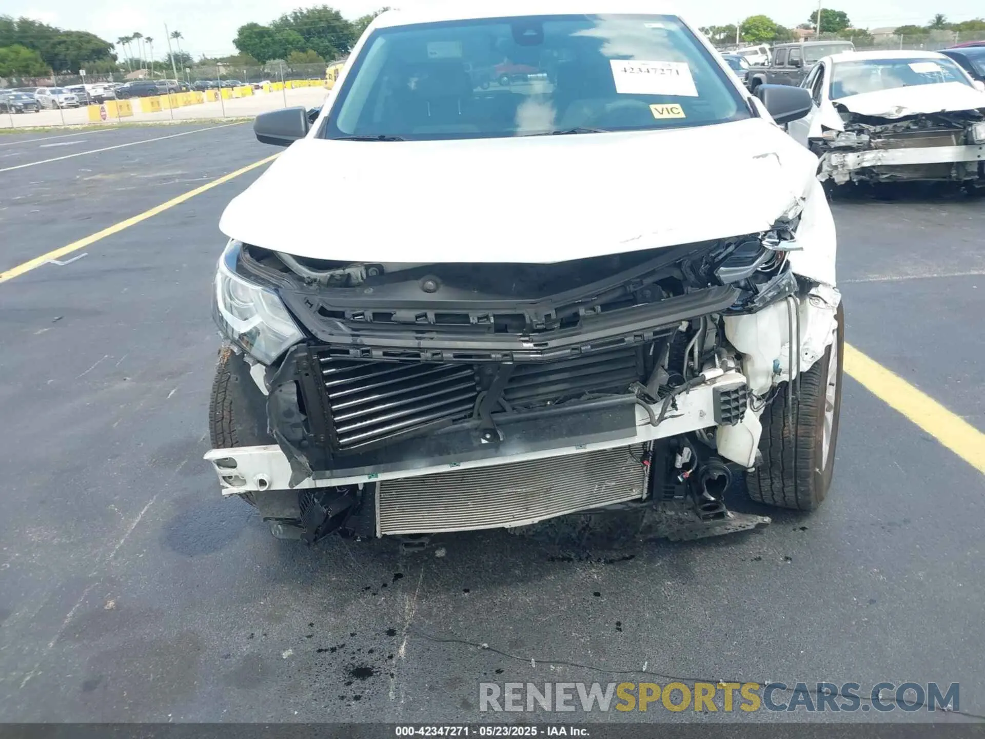6 Photograph of a damaged car 3GNAXSEV2LS712840 CHEVROLET EQUINOX 2020