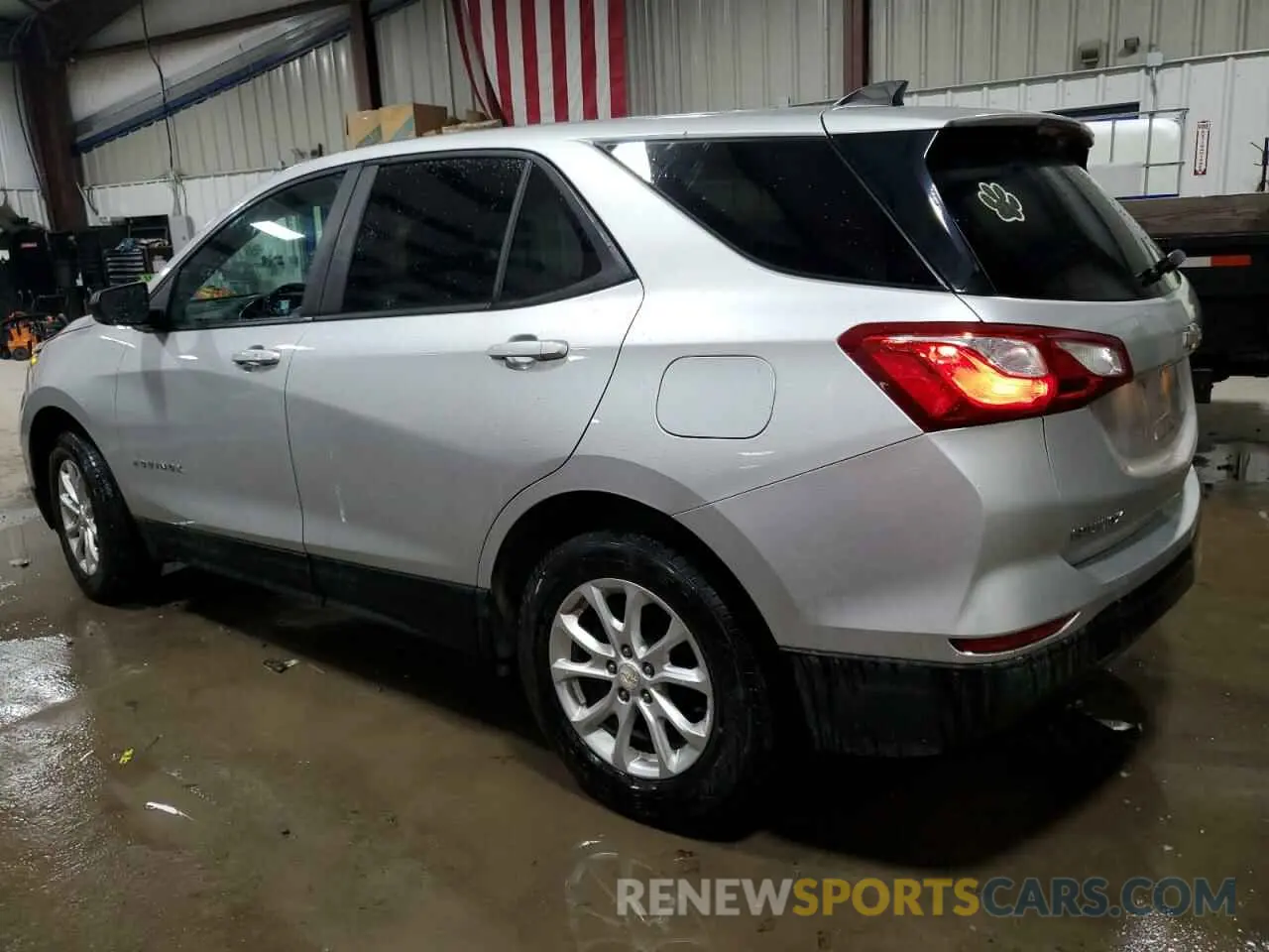 2 Photograph of a damaged car 3GNAXSEV3LS548773 CHEVROLET EQUINOX 2020