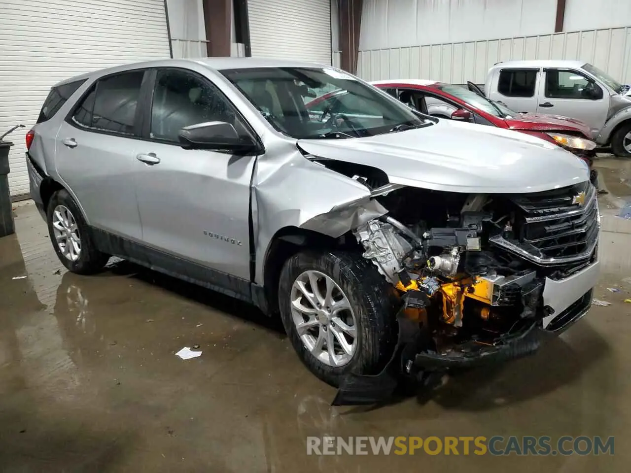 4 Photograph of a damaged car 3GNAXSEV3LS548773 CHEVROLET EQUINOX 2020